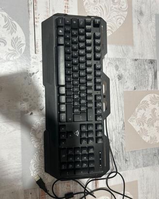 Tastiera RGB Trust
