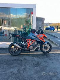 KTM 1290 SUPER DUKE GT 2023