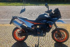 KTM 890 SMT