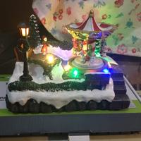 Villaggio Natalizio con suoni luci e movimento.