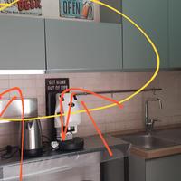 cucina completa di elettrodomestici