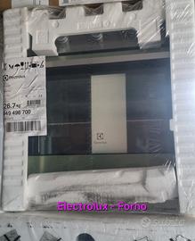 Electrolux forno FQ53X ancora imballato 