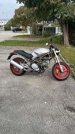 Ducati Monster 750 - 1996