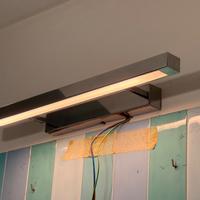 Lampada bagno sopra specchio