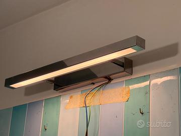 Lampada bagno sopra specchio