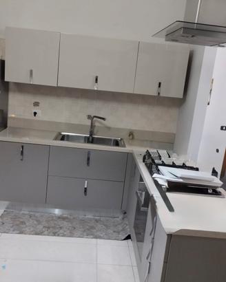 Cucina completa+ parete attrezzata