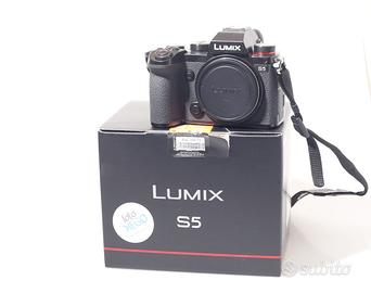 FOTOCAMERA DIGITALE MIRRORLESS FF PANASONIC S5.