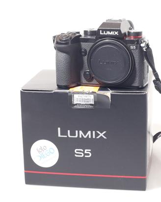 FOTOCAMERA DIGITALE MIRRORLESS FF PANASONIC S5.