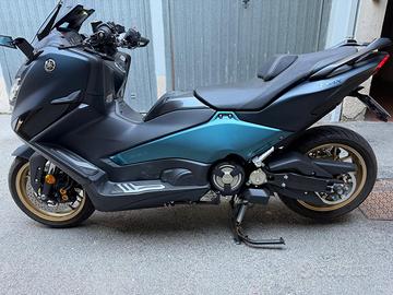 Yamaha TMAX tech max
