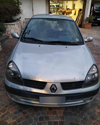 Renault Clio 2001 