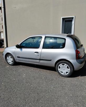  Ricambi per Renault Clio 2 diesel anno 2004