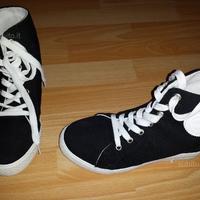 Scarpe con rialzo interno