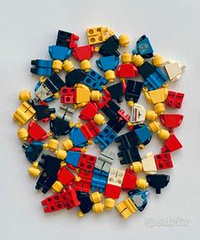 Lotto LEGO vintage 31 busti 26 gambe 25 teste