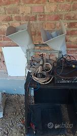 autoparlanti, microfono e amplificatore