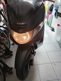 suzuki Burgman 400 