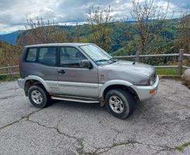 NISSAN Terrano II - 1998