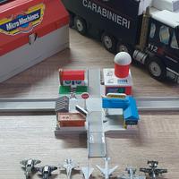 micro machines camion valigia citta e aerei metall