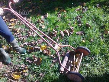 Antiquariato tagliaerba
