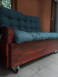Panca in pallet artigianale fatta a mano