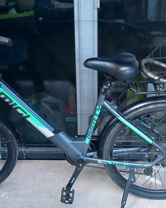 E-City Bike Liberty Grey/Green di MiGi