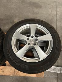 4 ruote complete con cerchi in lega