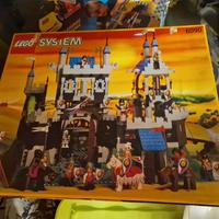LEGO set 6090  Royal Knight's Castle 1995
