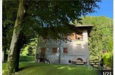 Bilocale in villa d'epoca a MAGREGLIO