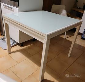 Tavolo da pranzo allungabile