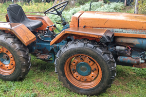 Trattore 45cv. con attrezzature