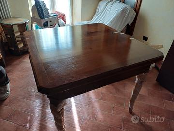 TAVOLO ALLUNGABILE IN LEGNO MASSELLO
