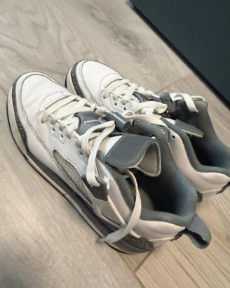 Scarpe Jordan 4 n.39