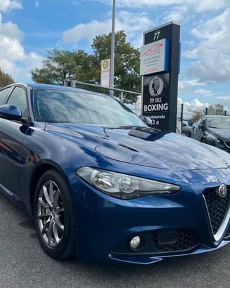 Alfa Romeo Giulia 2.0 Turbo 200 CV AT8 Super