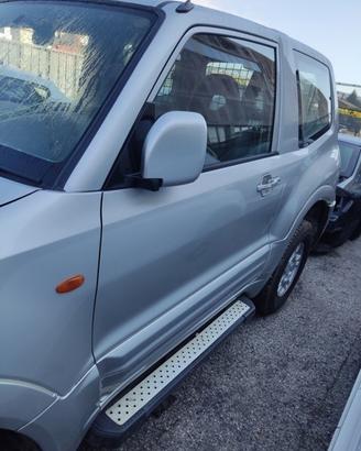 Porta ant sx nuda MITSUBISHI PAJERO 2000