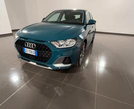 Audi A1 citycarver 30 TFSI S tronic Identity APPLE