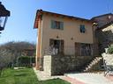 porzione-di-casa-in-pietra-in-posizione