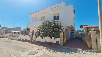 Triscina villa a 2 passi dal mare