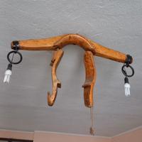 Lampadario a giogo