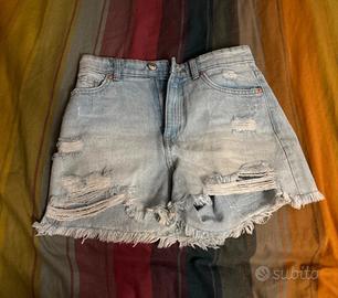 pantaloncini jeans