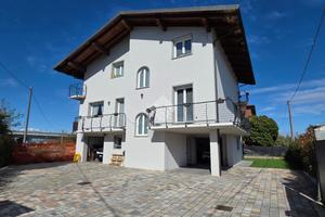 VILLA SINGOLA A BRA
