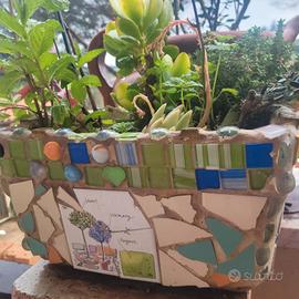 vaso artistico con composizione piante