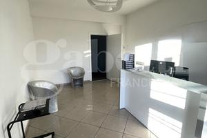 Ufficio Modena [1502LOCCOMACU]