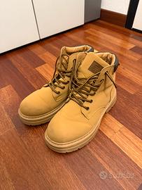 Stivaletti/scarponcini stringati