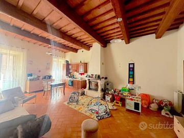 Appartamento di 99 m² con 3 locali a Chiusi