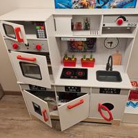 Cucina in legno per bambini 