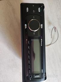 Autoradio con lettore USB/SD card / MP3 e bluetoot