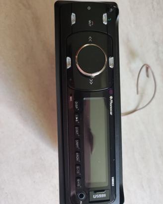 Autoradio con lettore USB/SD card / MP3 e bluetoot
