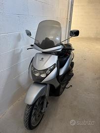 BEVERLY 250cc del 2004