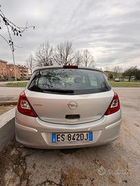 Opel corsa 2009