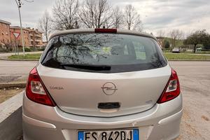 Opel corsa 2009