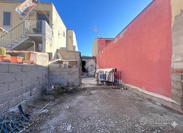 CASA INDIPENDENTE A SANTA GIUSTA